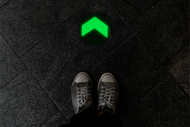 LUMINOUS <br>GRAPHIC FLOOR